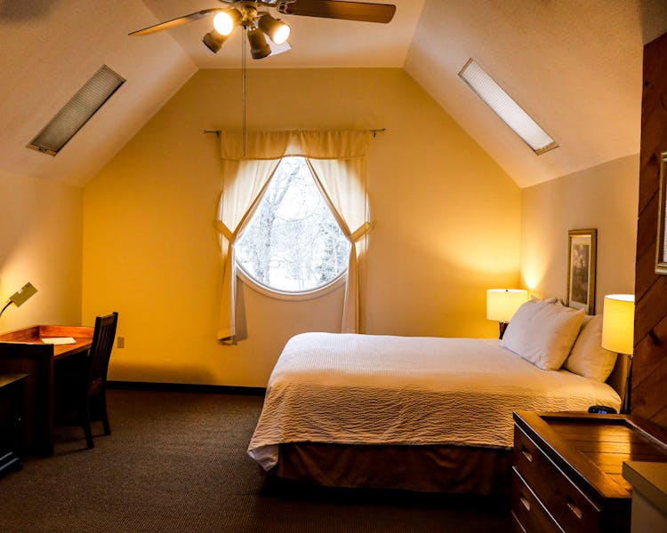 Executive Suite at Snowy Owl Inn